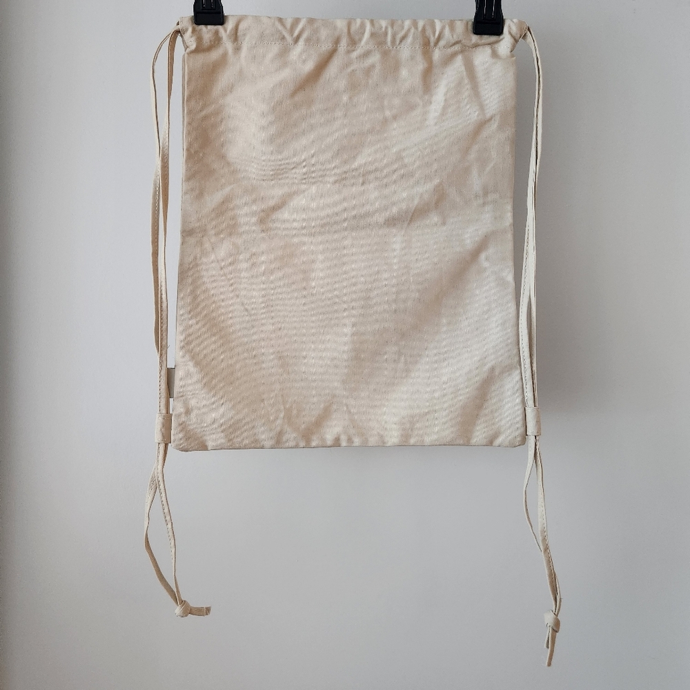CHANEL Makeup Drawstring‎ backpack - Picture 3 of 3